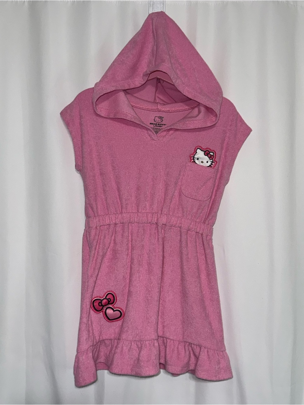 Hello Kitty by Sanrio Girl’s 6/7 Pull-Over Appliqué Hooded Swim Cover-Up